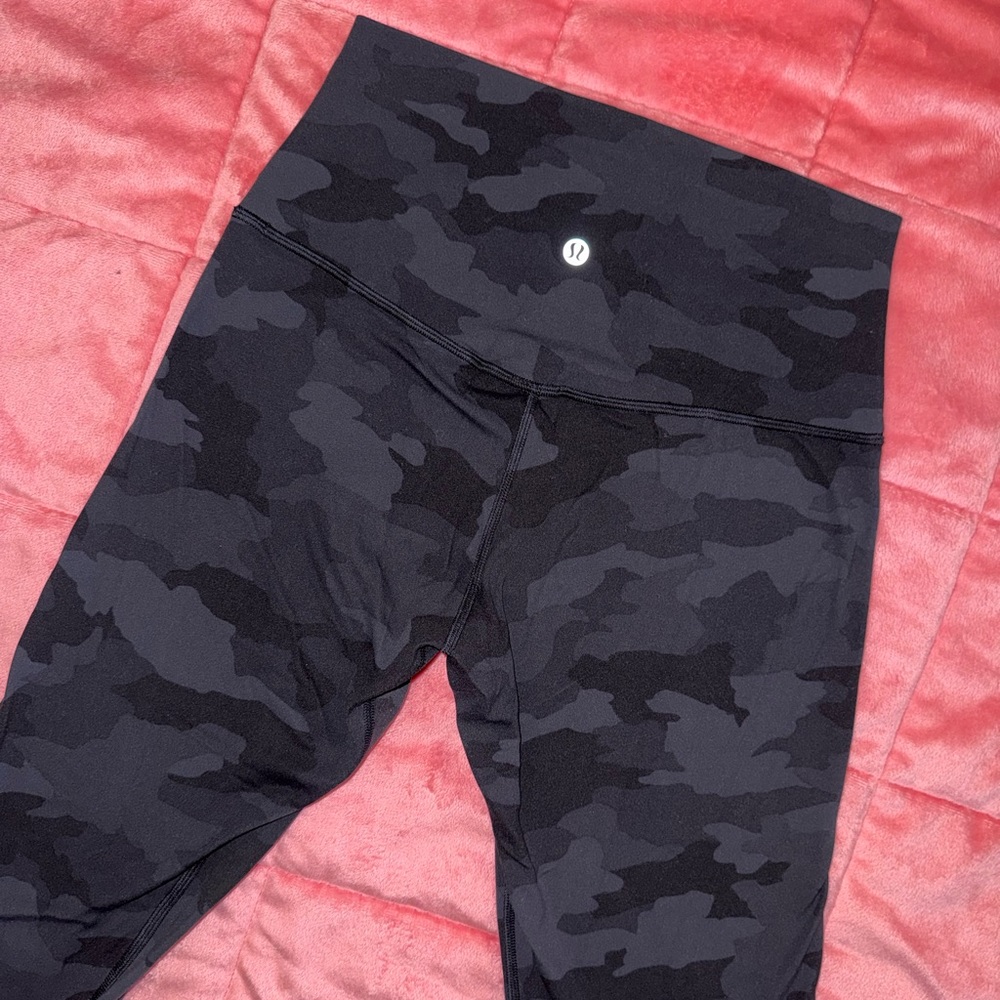 Lululemon athletica Black & Charcoal Camo Leggings